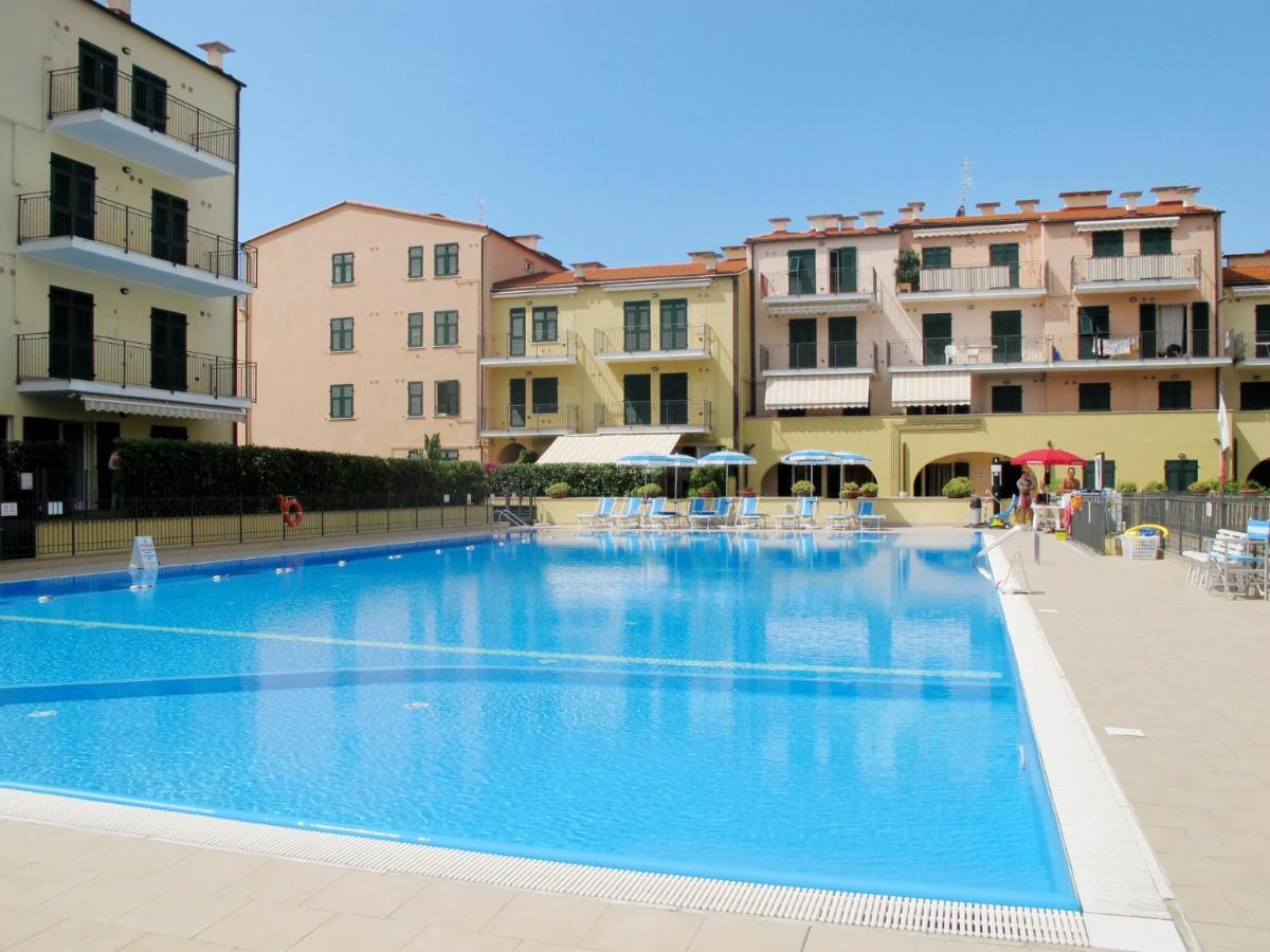 Apartment Cala Azzurra - Imp312 By Interhome Imperia Kültér fotó
